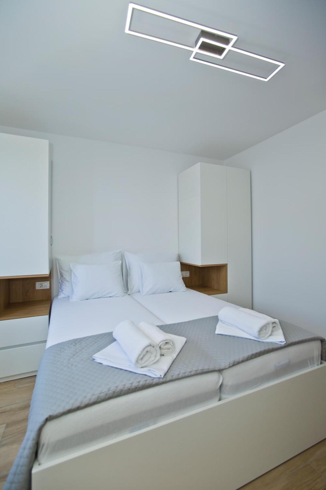 Luka'S Lodge Guesthouse & Hostel Hvar Town Dış mekan fotoğraf
