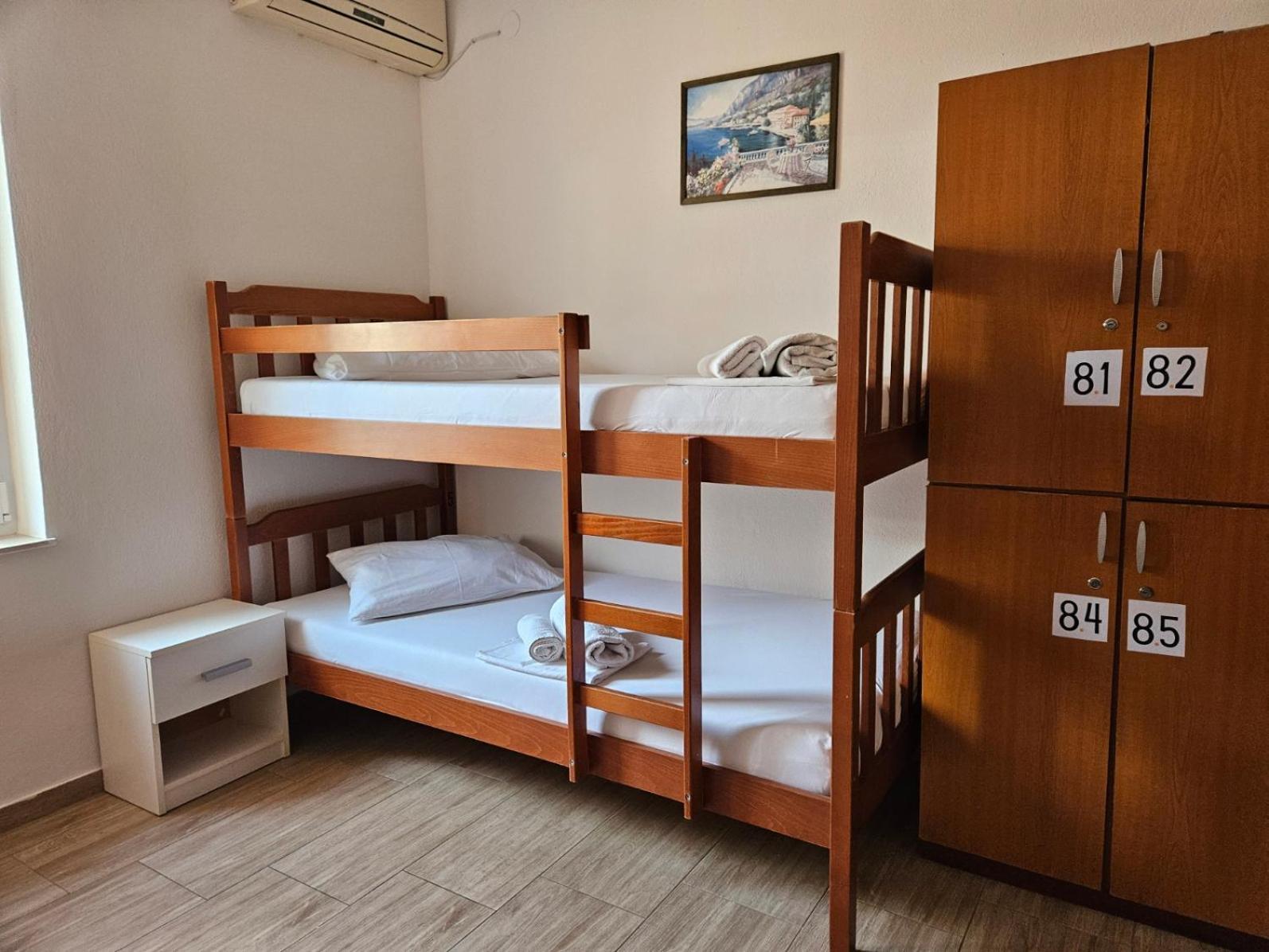 Luka'S Lodge Guesthouse & Hostel Hvar Town Dış mekan fotoğraf
