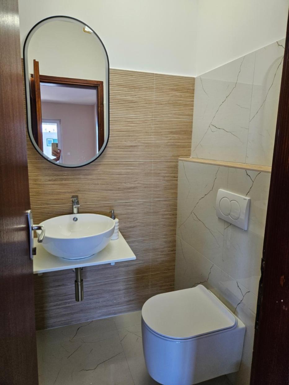 Luka'S Lodge Guesthouse & Hostel Hvar Town Dış mekan fotoğraf